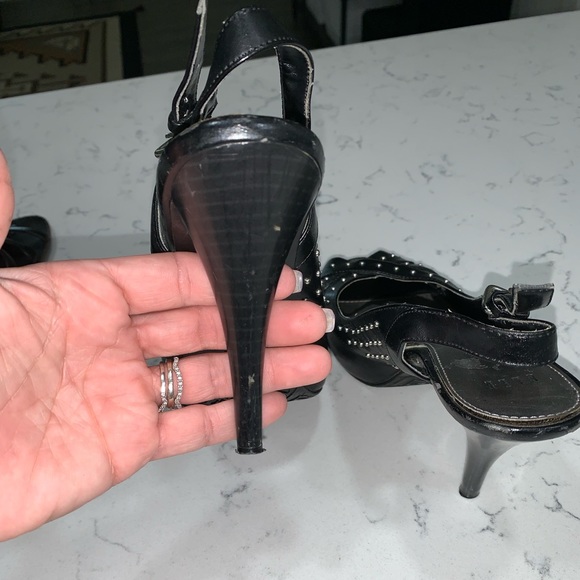 Elle Heels - Picture 3 of 8